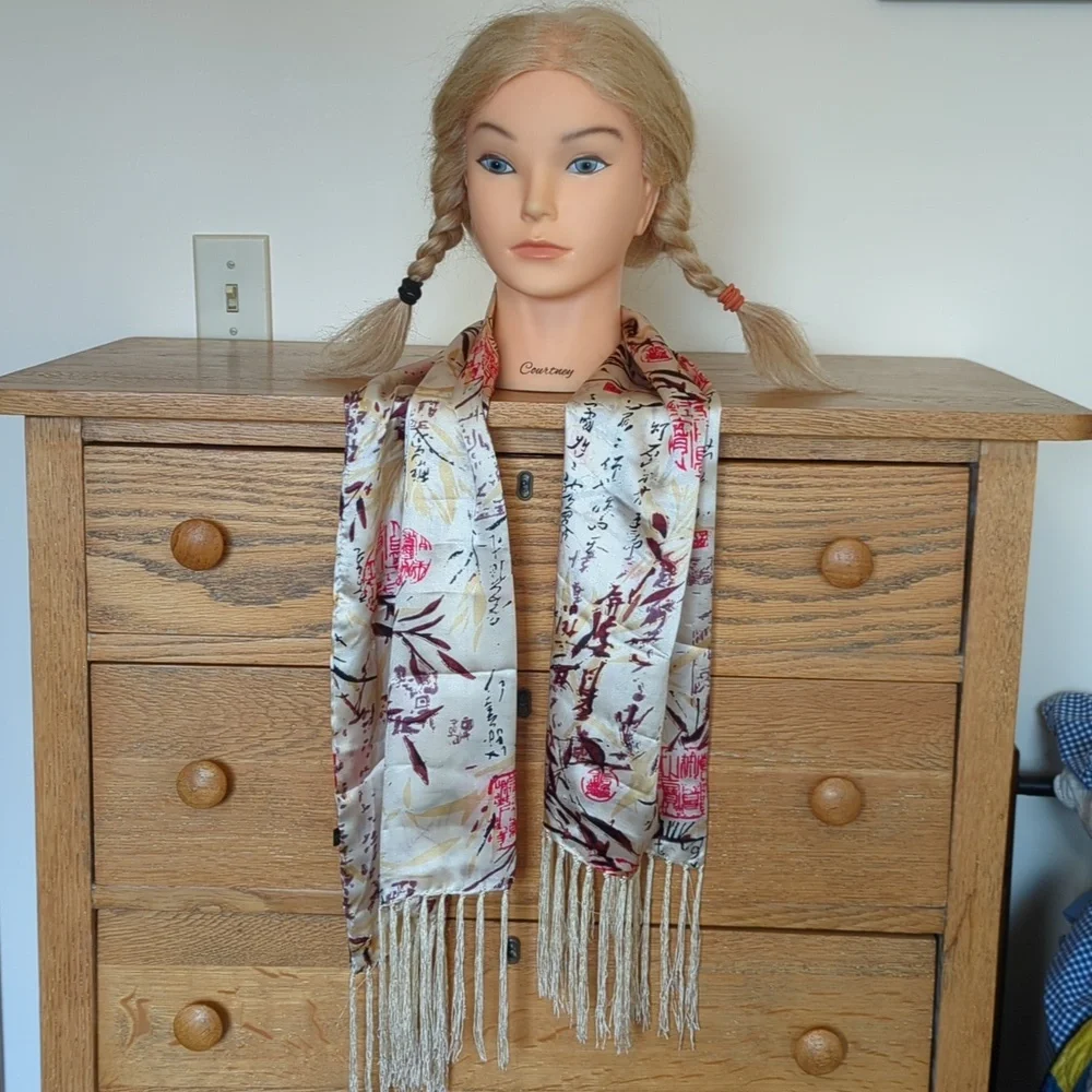 Oriental scarf with fringe NWOT
